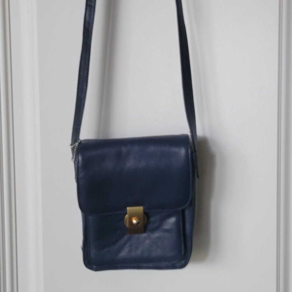 Samsonite Vintage Leather Navy Shoulder Bag